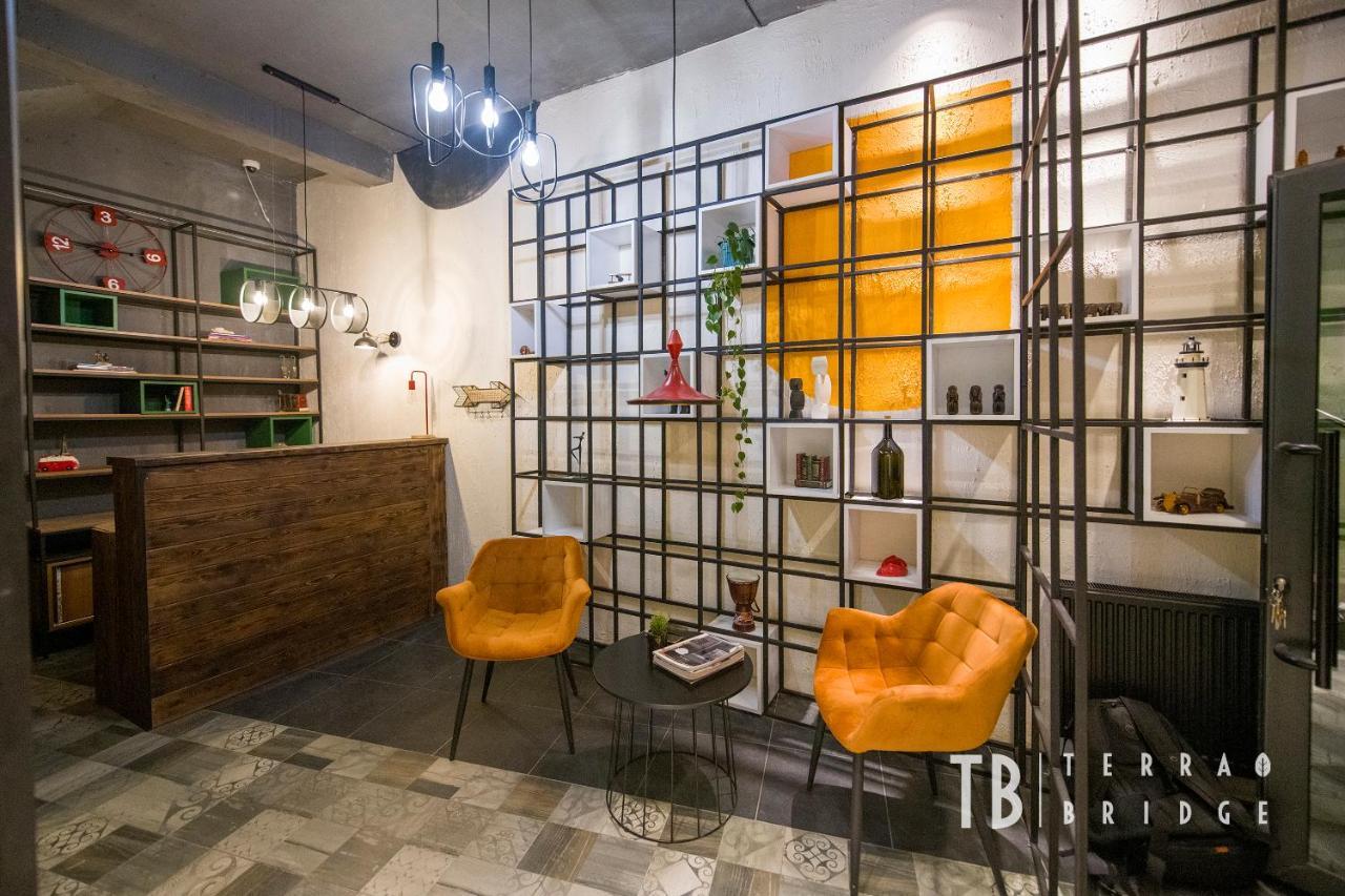 Terra Bridge Hotel Tbilisi Exterior photo