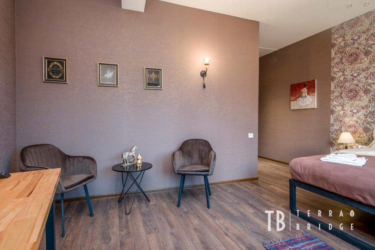 Terra Bridge Hotel Tbilisi Exterior photo